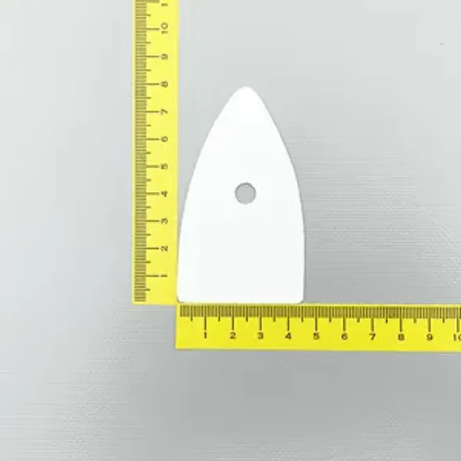 Hovedbilde KALESJEHJERTE TREKANT  HØY  MED 8 MM HULL HVIT